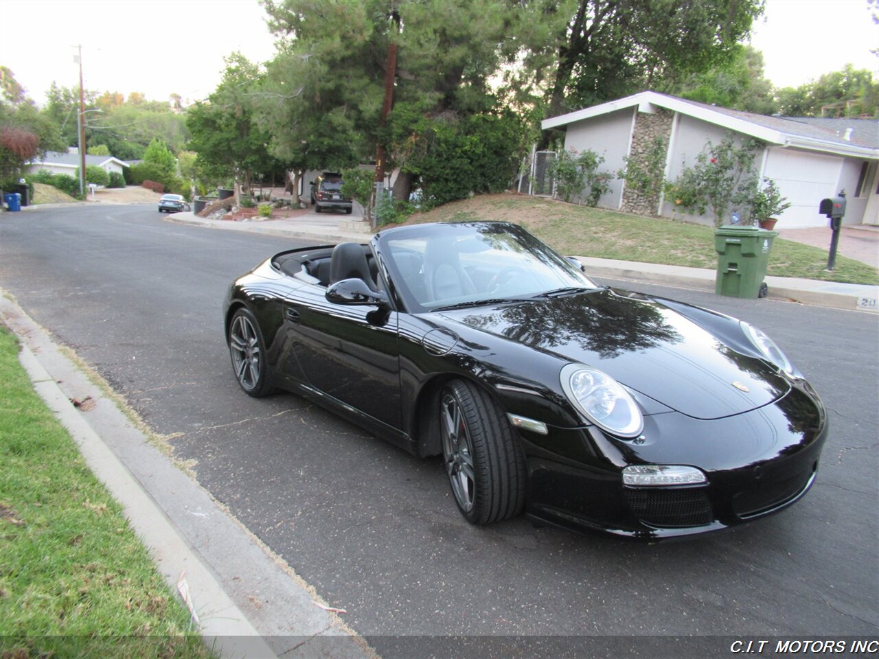 2012 Porsche 911 Carrera S   - Photo 10 - Sherman Oaks, CA 91423