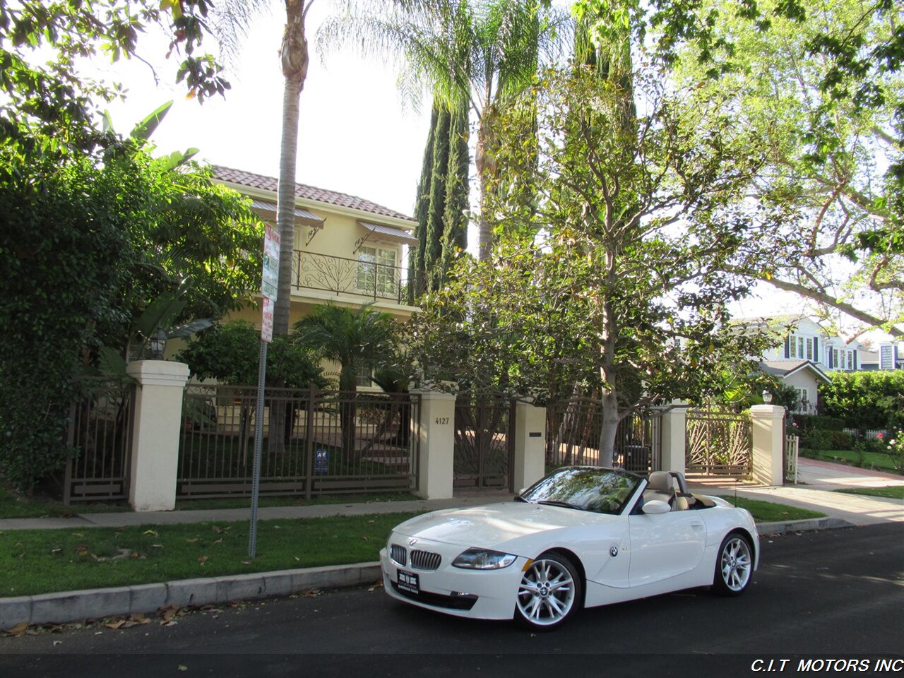 2008 BMW Z4 3.0i   - Photo 33 - Sherman Oaks, CA 91423