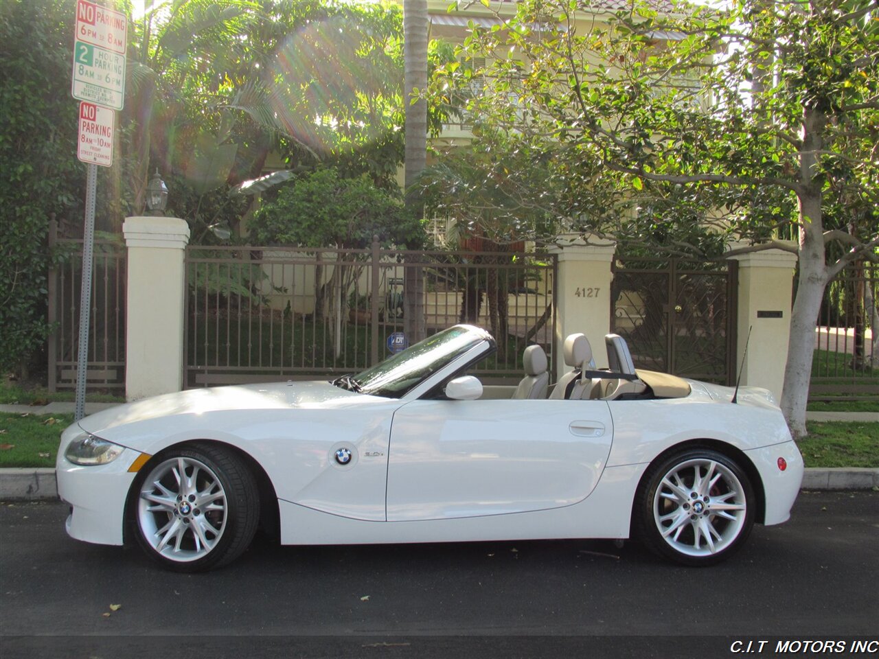 2008 BMW Z4 3.0i   - Photo 9 - Sherman Oaks, CA 91423