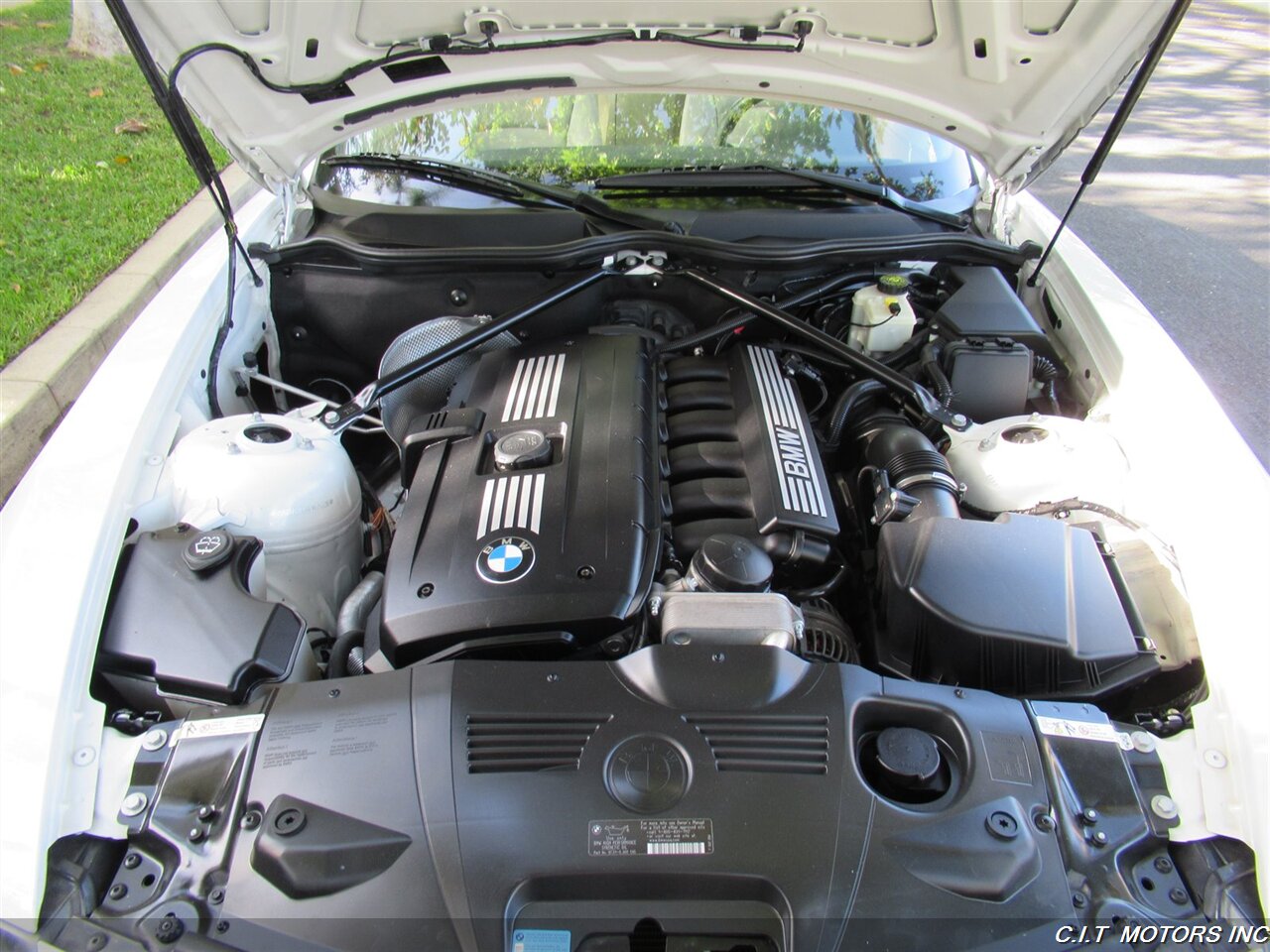 2008 BMW Z4 3.0i   - Photo 31 - Sherman Oaks, CA 91423