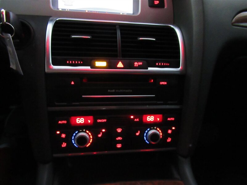 2015 Audi Q7 3.0T quattro Premium   - Photo 38 - Sherman Oaks, CA 91423