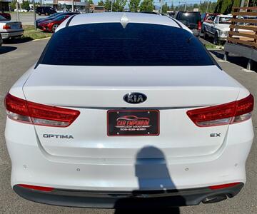 2018 Kia Optima EX   - Photo 4 - Spokane Valley, WA 99212