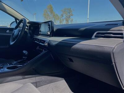 2022 Kia K5 LXS   - Photo 5 - Yuma, AZ 85364