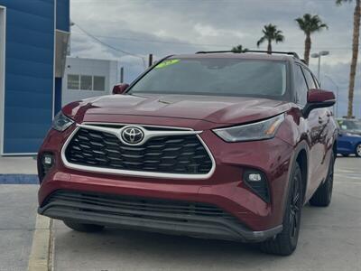2022 Toyota Highlander LE   - Photo 8 - Yuma, AZ 85364