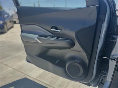2022 Nissan Kicks SR   - Photo 6 - Somerton, AZ 85350