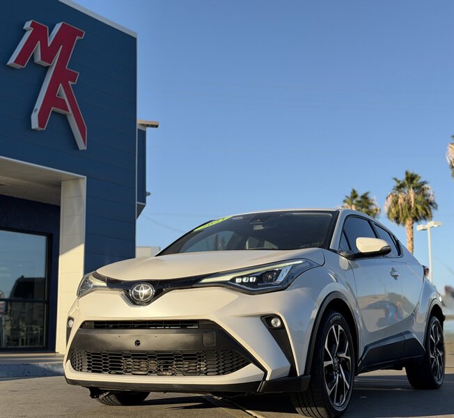 2021 Toyota C-HR LE  