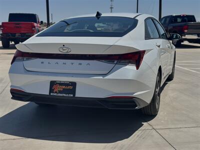 2021 Hyundai ELANTRA SEL   - Photo 8 - Somerton, AZ 85350
