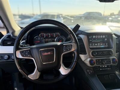 2019 GMC Yukon XL SLT   - Photo 12 - Yuma, AZ 85364