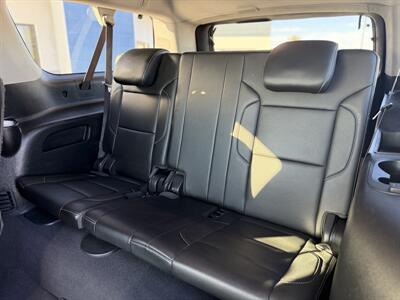 2019 GMC Yukon XL SLT   - Photo 5 - Yuma, AZ 85364