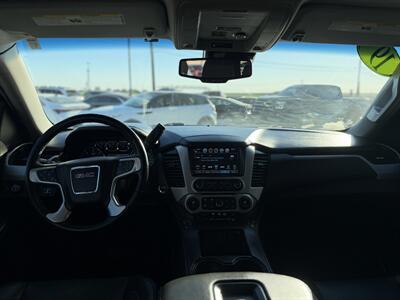 2019 GMC Yukon XL SLT   - Photo 2 - Yuma, AZ 85364