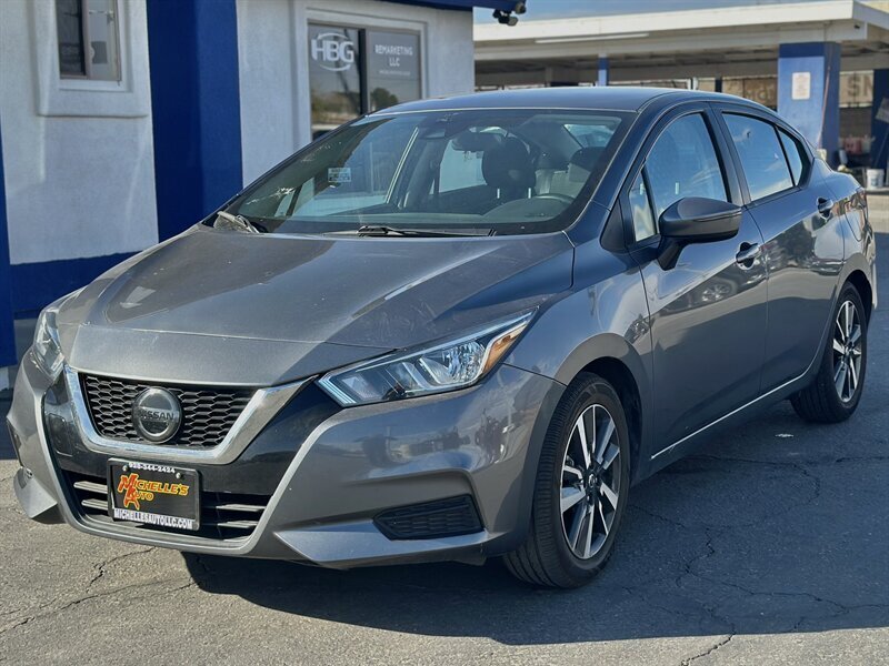 2021 Nissan Versa SV  