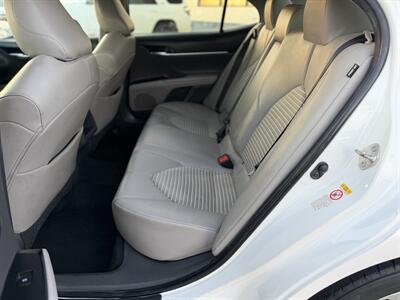 2018 Toyota Camry SE - Photo 5 - Yuma, AZ 85365