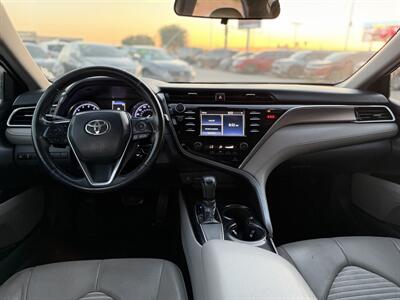 2018 Toyota Camry SE - Photo 3 - Yuma, AZ 85365