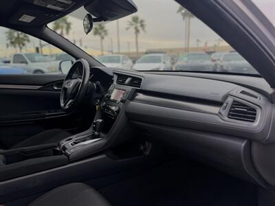 2019 Honda Civic Sport   - Photo 9 - Yuma, AZ 85364