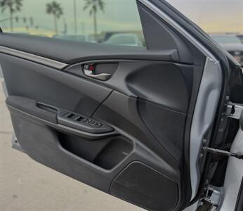 2019 Honda Civic Sport   - Photo 10 - Yuma, AZ 85364