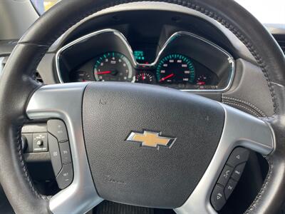 2017 Chevrolet Traverse LT   - Photo 8 - Yuma, AZ 85365