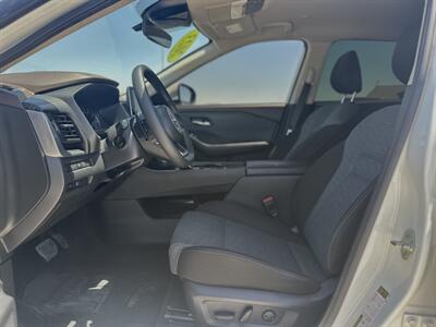 2023 Nissan Rogue SV   - Photo 3 - Somerton, AZ 85350