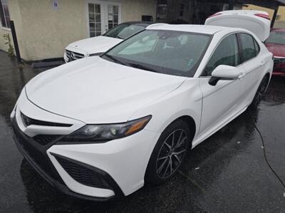 2024 Toyota Camry SE Sedan
