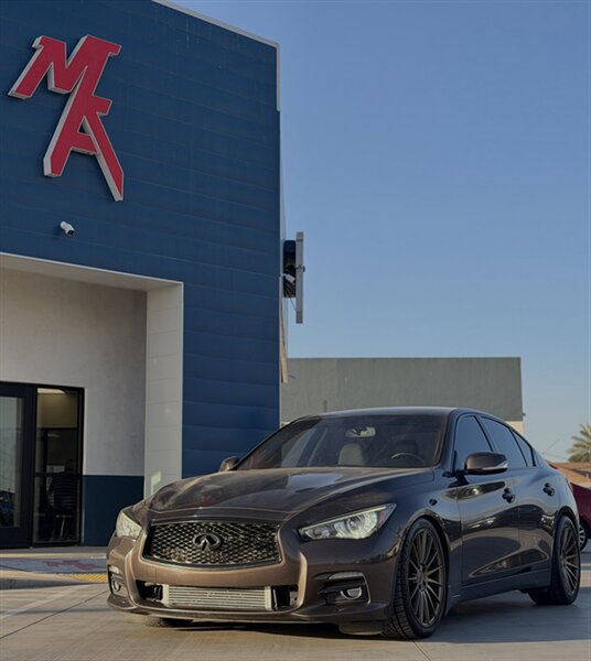 2017 INFINITI Q50 Premium