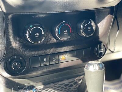 2017 Jeep Wrangler Unlimited Sport S   - Photo 9 - Yuma, AZ 85364