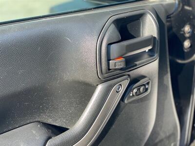 2017 Jeep Wrangler Unlimited Sport S   - Photo 10 - Yuma, AZ 85364