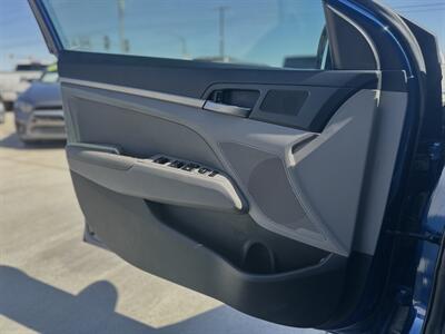 2018 Hyundai ELANTRA SEL   - Photo 6 - Yuma, AZ 85365