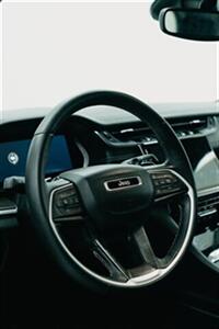 2022 Jeep Grand Cherokee Limited - Photo 9 - Yuma, AZ 85364