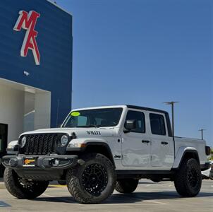 2021 Jeep Gladiator Willys Truck