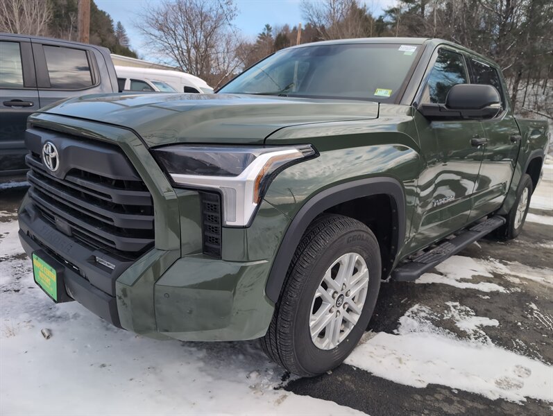2023 Toyota Tundra SR5  