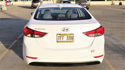 2016 Hyundai ELANTRA SE  STYLE & RELIABLE & AFFORDABLE! - Photo 6 - Honolulu, HI 96818