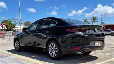 2019 Mazda Mazda3 Sedan BLACK  SPORTY & RELIABLE! - Photo 3 - Honolulu, HI 96818