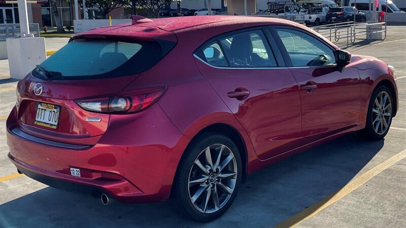 2018 Mazda Mazda3 Touring photo