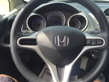2013 Honda Fit H/B  HARD TO FIND ! - Photo 10 - Honolulu, HI 96818