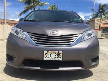 2015 Toyota Sienna LE 8-Passenger  SUPER RELIABLE GAS SAVER TOO! - Photo 2 - Honolulu, HI 96818