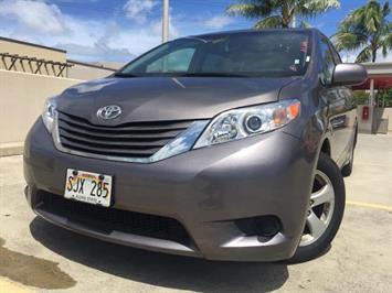 2015 Toyota Sienna LE 7-Passenger  SUPER RELIABLE GAS SAVER TOO! - Photo 1 - Honolulu, HI 96818