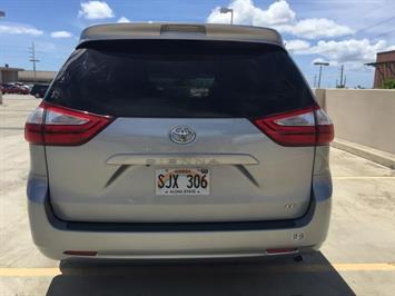2015 Toyota Sienna LE 8-Passenger  TOYOTA RELIABLE QUALITY - Photo 4 - Honolulu, HI 96818