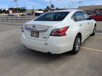2014 Nissan Altima 2.5 S  FULL SIZE COMFORT ! - Photo 5 - Honolulu, HI 96818