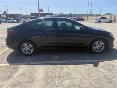 2020 Hyundai Elantra SEL HYUNDAI-BUILT LIKE A CHAMP ! LUXURY COMFORT & STYLE ! - Photo 8 - Honolulu, HI 96818