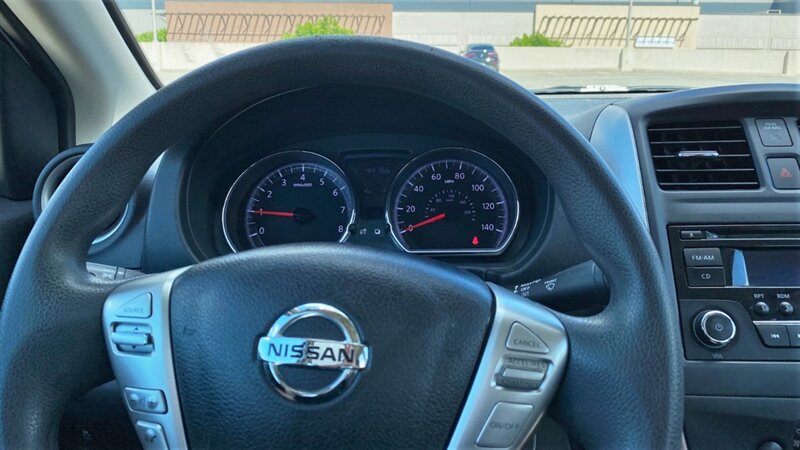 2017 Nissan Versa 1.6 SV   ***WE FINANCE*** photo