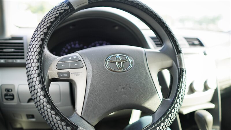 2010 Toyota Camry photo