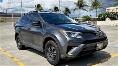 2017 Toyota RAV4 LE  RARE FIND !  LOW MILES! - Photo 8 - Honolulu, HI 96818