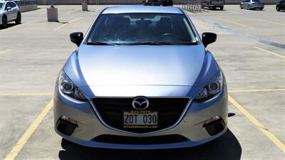 2015 Mazda Mazda3 i SV   *WE FINANCE*  STYLE & BEAUTY  GAS SAVER! - Photo 4 - Honolulu, HI 96818