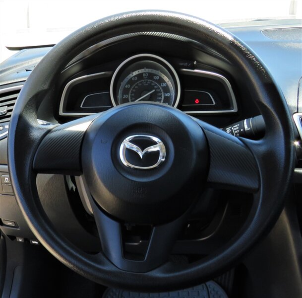 2015 Mazda Mazda3 i SV   *WE FINANCE* photo