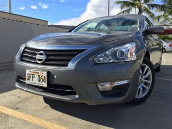 2014 Nissan Altima 2.5 S  FULL SIZE COMFORT ! - Photo 1 - Honolulu, HI 96818