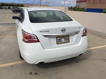 2015 Nissan Altima 2.5   ***WE FINANCE***  LUXURY GAS SAVER! AFFORDABLE ! - Photo 9 - Honolulu, HI 96818