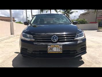 2015 Volkswagen Jetta LowMiles 5spd Manual; A Unique Hard to Find Model!  VERY VERY AFFORDABLE ! LOW LOW MILES ! - Photo 5 - Honolulu, HI 96818