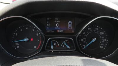 2018 Ford Focus SEL LUXURY     *WE FINANCE*  LUXURY GAS SAVER! - Photo 15 - Honolulu, HI 96818