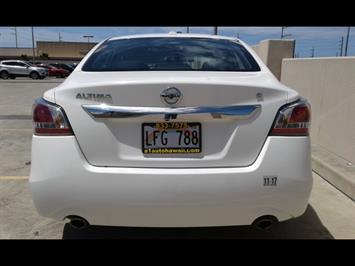 2015 Nissan Altima 2.5 S  full SIZE COMFORT ! - Photo 5 - Honolulu, HI 96818