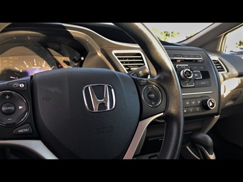 2015 Honda Civic LX  RELIABLE GAS SAVER ! - Photo 9 - Honolulu, HI 96818