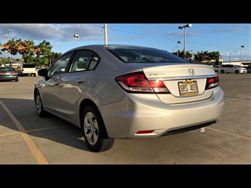2015 Honda Civic LX  RELIABLE GAS SAVER ! - Photo 7 - Honolulu, HI 96818